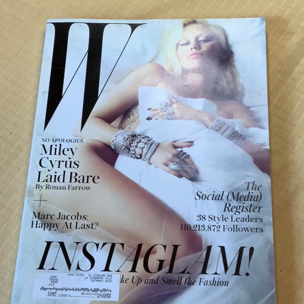 W INSTAGLAM